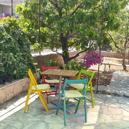 Apartment Sani-modern And Cozy Supetar