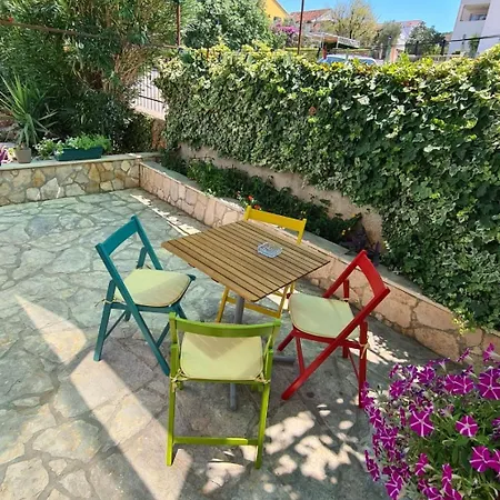 Sani-modern And Cozy Supetar